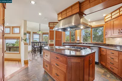 3906 Arbutus Ct, Hayward, CA 94542 - Photo 23
