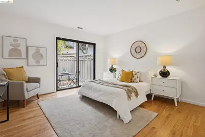 557 Hiller Dr, Oakland, CA 94618 - Photo 45