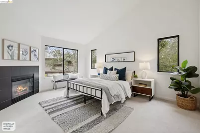 557 Hiller Dr, Oakland, CA 94618 - Photo 27