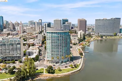 1 Lakeside Dr #607, Oakland, CA 94612 - Photo 35