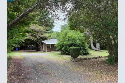 1038 Johnston St, Napa, CA 94558 - Photo 3