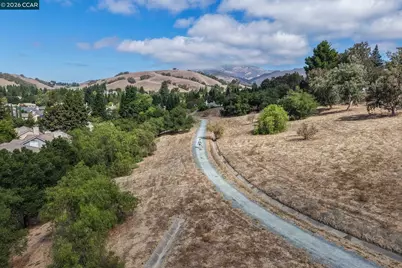 220 Promenade Ln, Danville, CA 94506 - Photo 53
