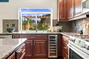 220 Promenade Ln, Danville, CA 94506 - Photo 25