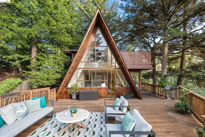6760 Moore Dr, Oakland, CA 94611 - Photo 41