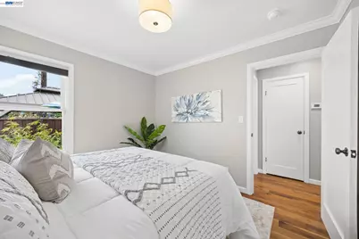 104 Cypress St, Alameda, CA 94501 - Photo 35