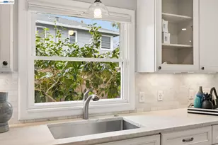 104 Cypress St, Alameda, CA 94501 - Photo 25