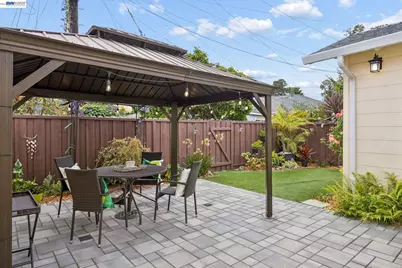 104 Cypress St, Alameda, CA 94501 - Photo 41