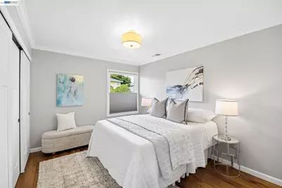 104 Cypress St, Alameda, CA 94501 - Photo 29