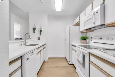 1201 Glen Cove Pkwy #1510, Vallejo, CA 94591 - Photo 5