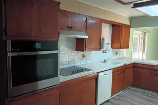 8225 Saratoga Way, Stockton, CA 95209 - Photo 5