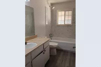 8225 Saratoga Way, Stockton, CA 95209 - Photo 11