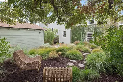 5366 Walnut, Oakland, CA 94619 - Photo 37