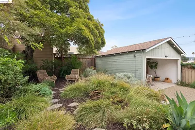 5366 Walnut, Oakland, CA 94619 - Photo 35