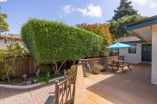 913 Monterey Cir, Monterey, CA 93940 - Photo 43