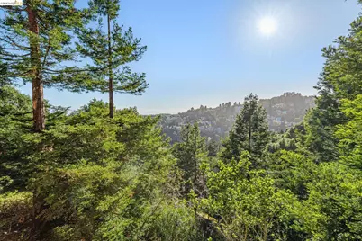 35 Bay Forest Ct, Oakland, CA 94611 - Photo 59