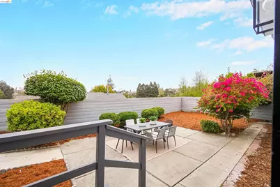 4678 Geranium Pl, Oakland, CA 94619 - Photo 53