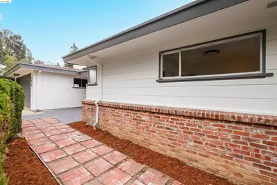 4678 Geranium Pl, Oakland, CA 94619 - Photo 69
