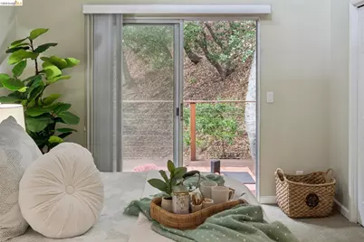5250 Leona Street, Oakland, CA 94619 - Photo 23