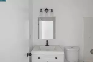 2036 Seward Dr, Pittsburg, CA 94565 - Photo 25