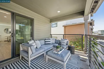 132 Pioneer Ave, Walnut Creek, CA 94597 - Photo 25
