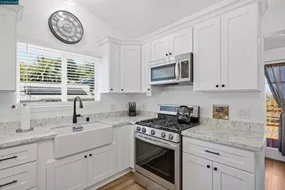 322 Coghlan St, Vallejo, CA 94590 - Photo 13