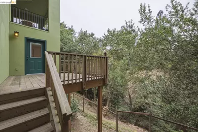 6375 Longcroft Dr, Oakland, CA 94611 - Photo 67