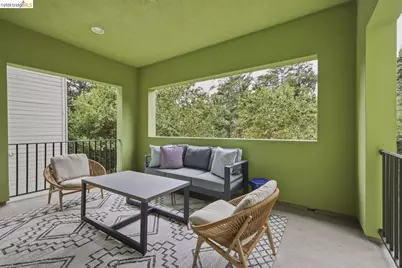 6375 Longcroft Dr, Oakland, CA 94611 - Photo 61
