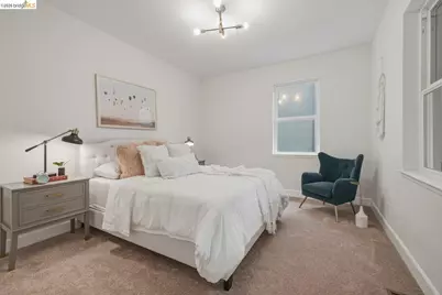 6375 Longcroft Dr, Oakland, CA 94611 - Photo 59