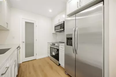 385 Caliente Cir, San Leandro, CA 94578 - Photo 13