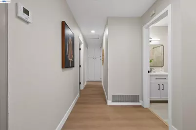 805 Calero St, Milpitas, CA 95035 - Photo 31
