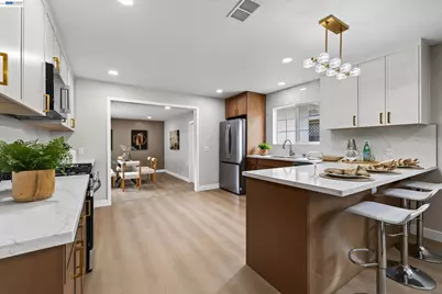 805 Calero St, Milpitas, CA 95035 - Photo 7