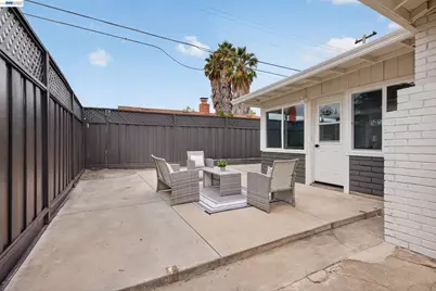 805 Calero St, Milpitas, CA 95035 - Photo 35