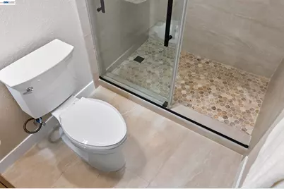 805 Calero St, Milpitas, CA 95035 - Photo 29