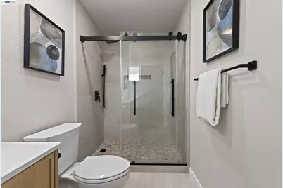 805 Calero St, Milpitas, CA 95035 - Photo 27