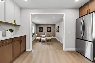 805 Calero St, Milpitas, CA 95035 - Photo 11