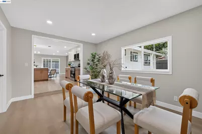 805 Calero St, Milpitas, CA 95035 - Photo 13