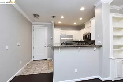 3420 Finnian Way #126, Dublin, CA 94568 - Photo 5