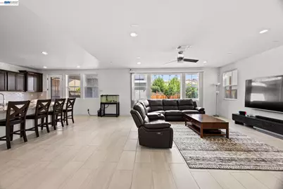 255 Bella Serata Ave, Mountain House, CA 95391 - Photo 15