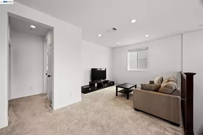 255 Bella Serata Ave, Mountain House, CA 95391 - Photo 25