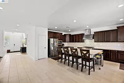 255 Bella Serata Ave, Mountain House, CA 95391 - Photo 23
