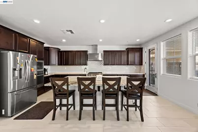 255 Bella Serata Ave, Mountain House, CA 95391 - Photo 19