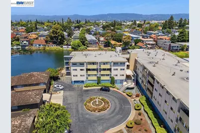 2137 Otis Dr #204, Alameda, CA 94501 - Photo 35