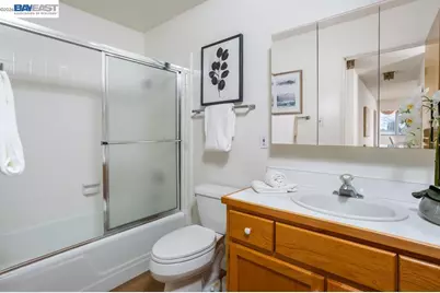 2137 Otis Dr #204, Alameda, CA 94501 - Photo 15