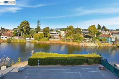 2137 Otis Dr #204, Alameda, CA 94501 - Photo 25