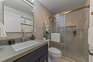 4621 Kaphan Ave, Oakland, CA 94619 - Photo 19