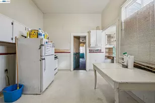 1717 9th St, Oakland, CA 94607 - Photo 13