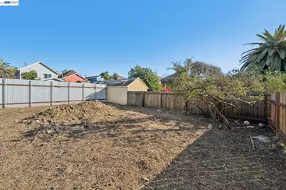 1717 9th St, Oakland, CA 94607 - Photo 31