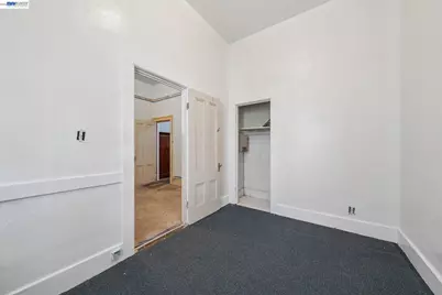 1717 9th St, Oakland, CA 94607 - Photo 11