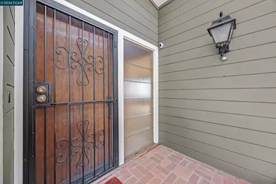 557 Summit Dr, Pinole, CA 94564 - Photo 5