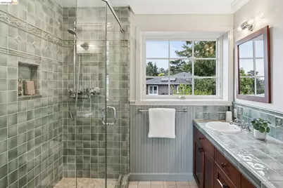 18 Arlington Ct, Kensington, CA 94707 - Photo 55